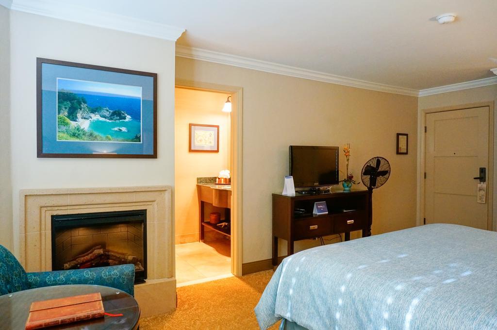 Blue Dolphin Inn Cambria Room photo